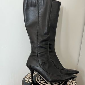 Anne Klein 90s Boots
